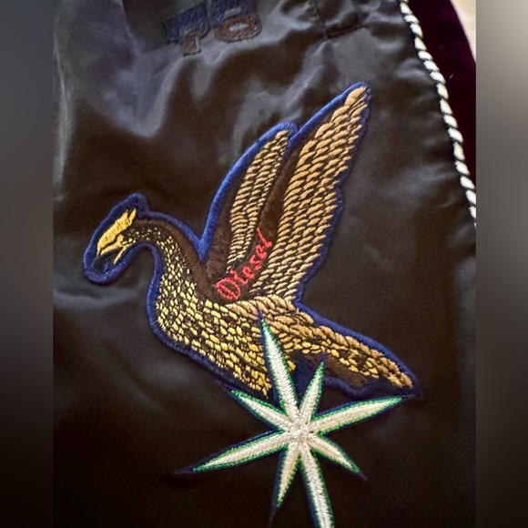 Diesel Men’s Pants size Medium Black with Burgundy Stripe and Logo - Picture 2 of 13